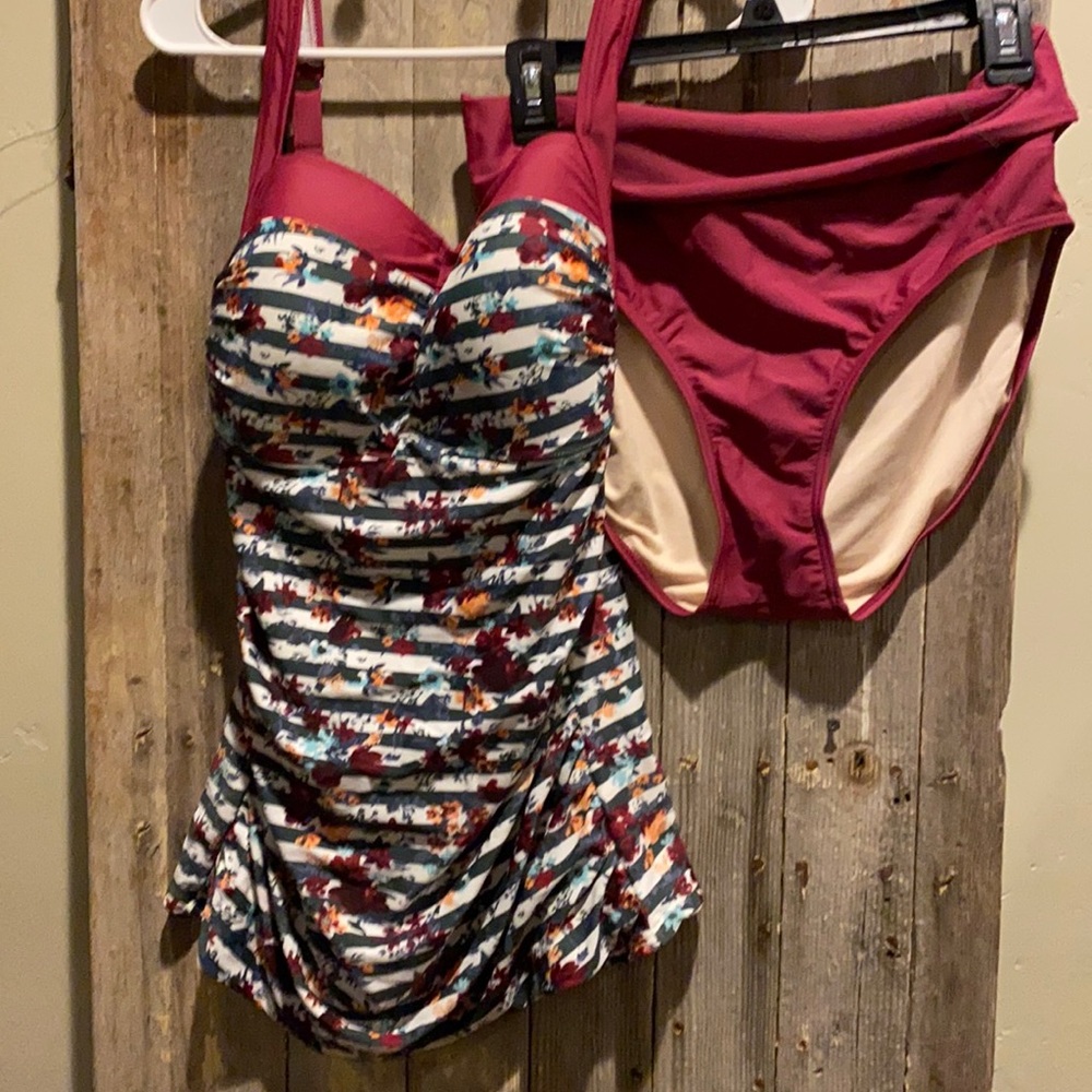 2 piece swimming suit